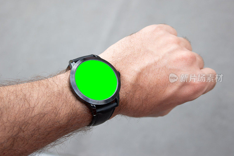 手表/智能手表上的绿色屏幕
